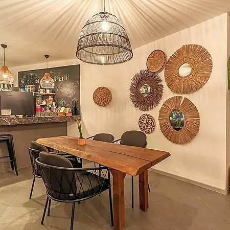 Payava By True Blue Hotel