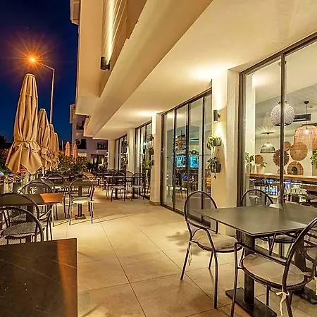 Payava By True Blue Hotel 3*